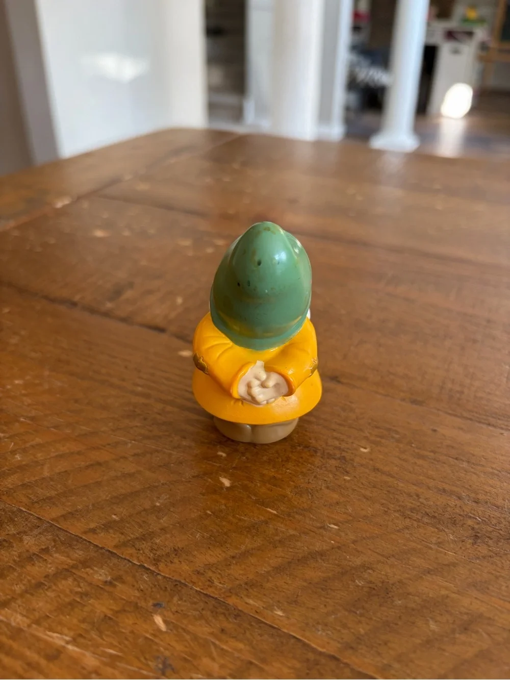 Fisher Price Little People Bashful as is